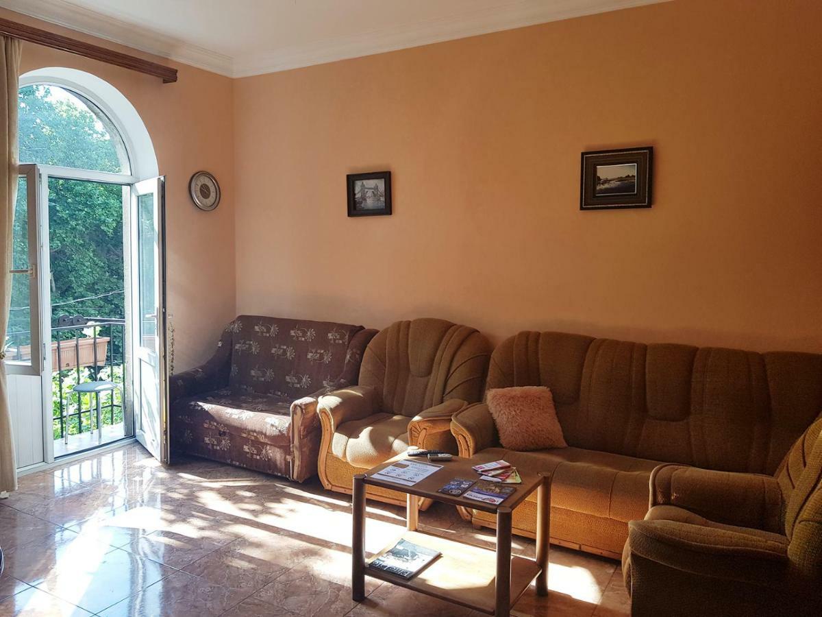Agora Arcs Apartment Γιερεβάν Εξωτερικό φωτογραφία