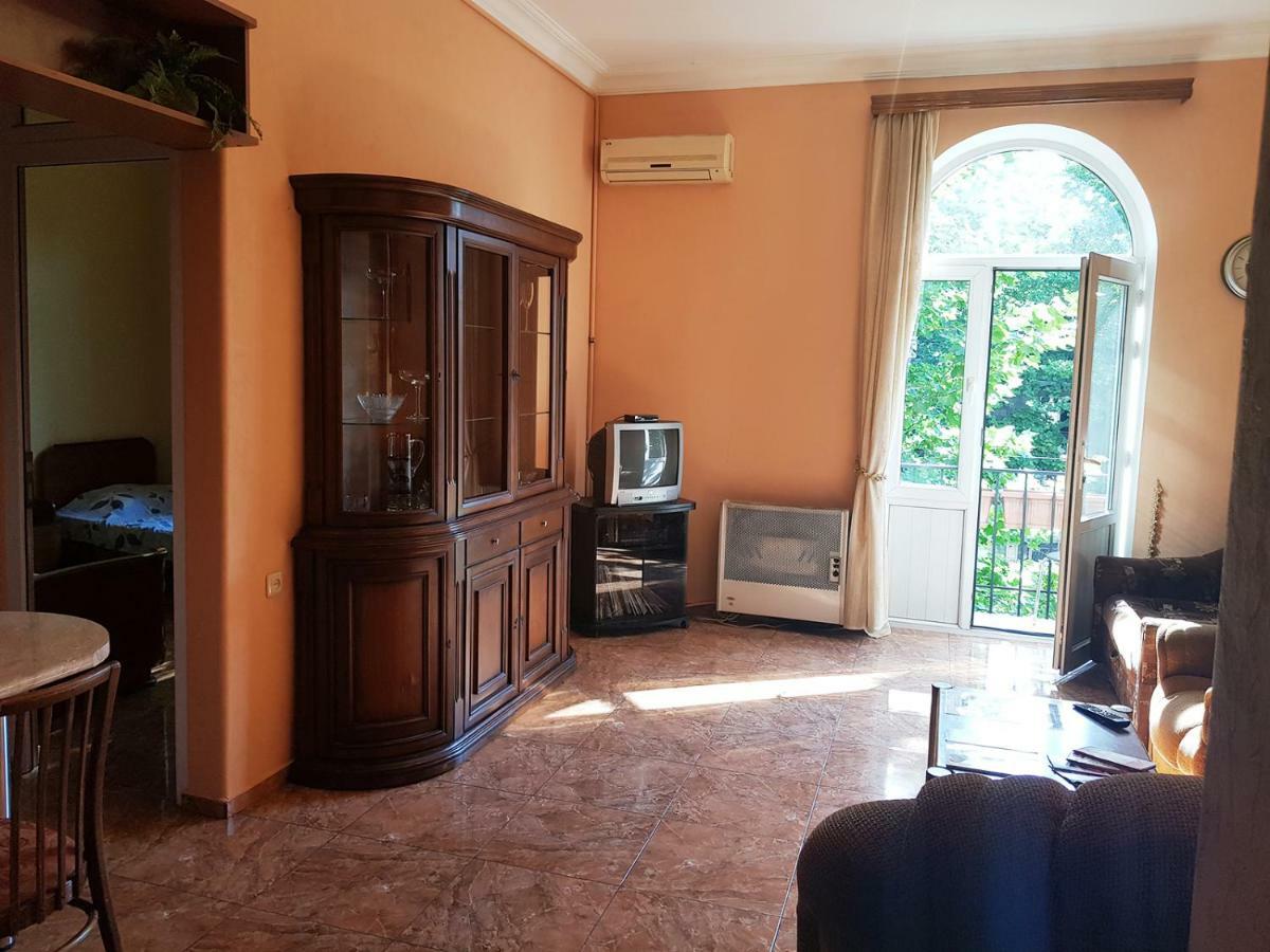 Agora Arcs Apartment Γιερεβάν Εξωτερικό φωτογραφία